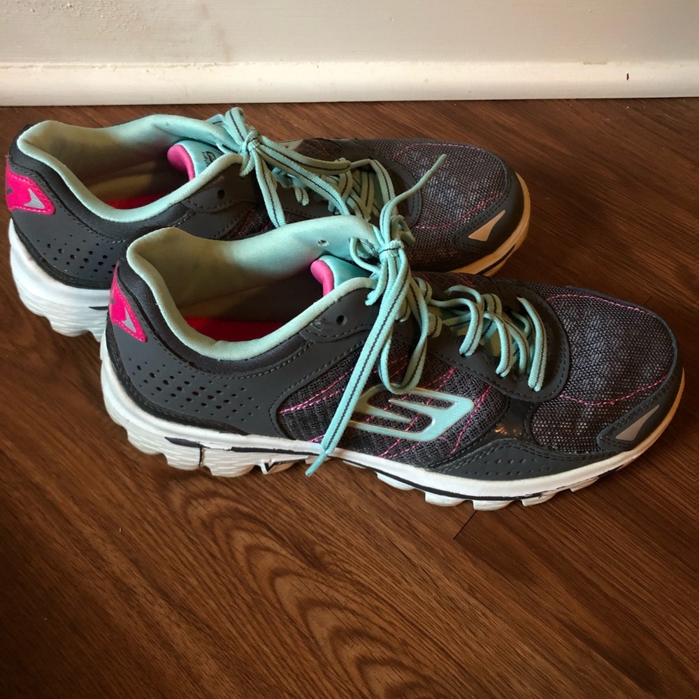 Women’s Sketchers GoWalk Flash Shoes